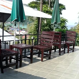 https://phi-phi-arboreal-resort.hotelskophiphi.com