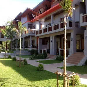 https://lanta-intanin-resort.koh-lantahotels.net